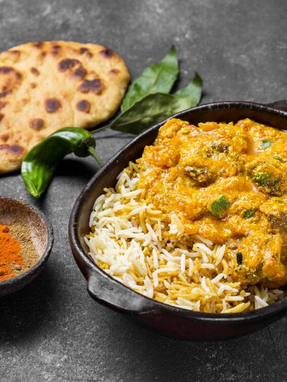 थाली में रोटी और चावल दोनों हो तो पहले कौन-सा खाना चाहिए?