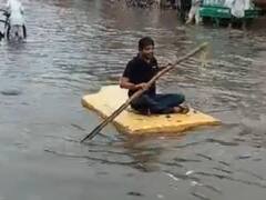 फरीदाबाद में बारिश से बुरा हाल, सड़कों पर युवक ने चलाई 'नाव', वायरल हो रहा वीडियो