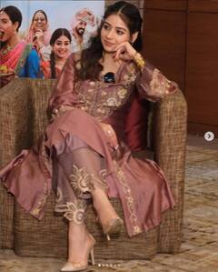 Tania Pics: ਤਾਨੀਆ ਦੀ ਫਿਲਮ 'ਗੋਡੇ ਗੋਡੇ ਚਾਅ' ਨੇ 25 ਕਰੋੜ ਦੀ ਕਮਾਈ ਕੀਤੀ ਪਾਰ, ਦੇਖੋ ਅਦਾਕਾਰਾ ਦਾ ਅੰਦਾਜ਼