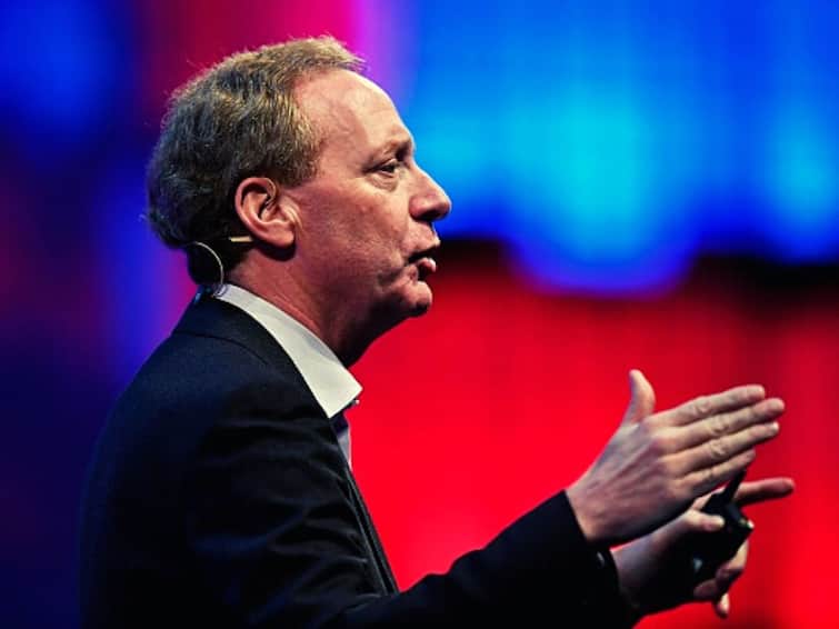 Microsoft President Brad Smith Shows Support For AI Regulation, Highlights How Tech Giant Can Contribute Microsoft Prez Shows Support For AI Regulation, Highlights How Tech Giant Can Contribute