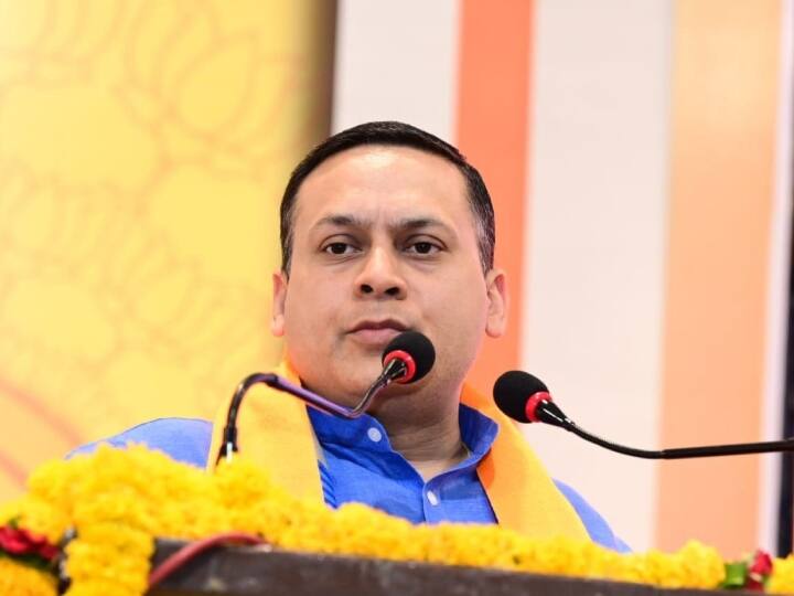 Manipur Violence: 'अवसरवादी', FIR के अगले ही दिन BJP IT सेल चीफ ने बोला राहुल गांधी पर हमला, कहा- शांति के मसीहा नहीं