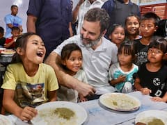 Rahul In Manipur: मणिपूरमध्ये राहुल गांधींचं 'मोहब्बत की दुकान'; हिंसाचारग्रस्त भागांचा केला दौरा