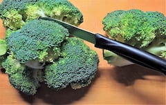 કેલ્શિયમની ગોળીઓ ભૂલી જશો! હાડકાં થશે લોખંડ જેવા મજબૂત, બસ રોજ ખાઓ આ લીલું શાક!