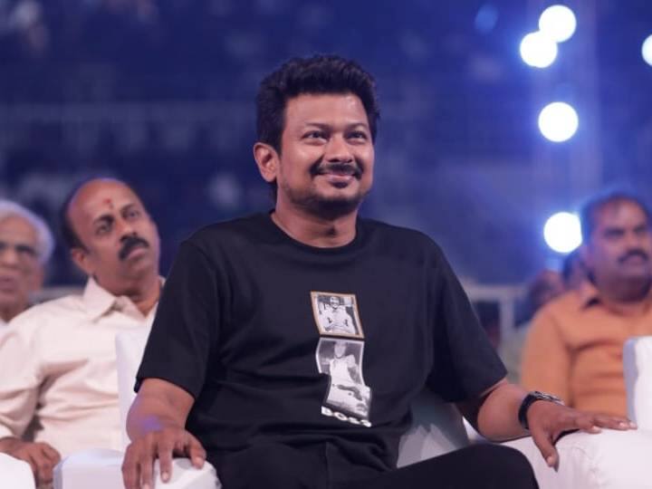 udhayanidhi stalin shared his thug life moment Udhayanidhi Stalin: 'இதெல்லாம் ஒரு படமா.. இன்டர்வெல் சீனில் வெளியேறிய உதயநிதி சகோதரி’ .. ரசிகர்கள் அதிர்ச்சி