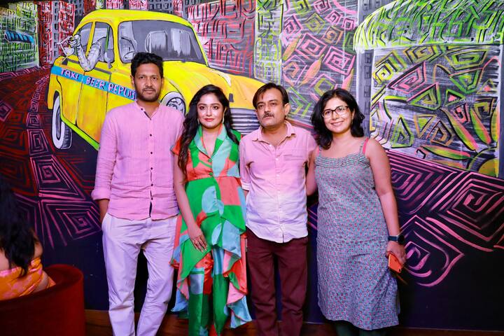 এই ছোট গল্প গুলি সবকটি পরিচালকের নিজের ভাবনায় ও স্ক্রিপ্ট করেছেন জয়দীপ ও সৌমীত। মিউজিক করছেন প্রাঞ্জল দাস। আর্টে সুরজীত ও অর্পন।