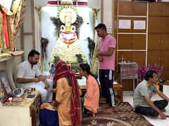 UP Temple Asks Devotees To Wear 'Decent' Clothes, Bans Ripped Jeans, Short Clothes