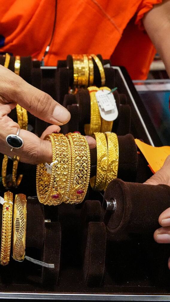 আজ বাজারে সোনা-রুপোর সঠিক দাম কত চলছে?