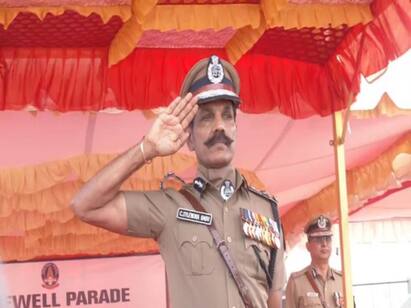 Sylendra Babu retirement today function he salute for mother and new dgp shankar jiwal Sylendra Babu : இந்த நேரத்தில் எனது தாயாருக்கு சல்யூட்...கண்ணீருடன் பிரியாவிடை பெற்ற சைலேந்திர பாபு...!