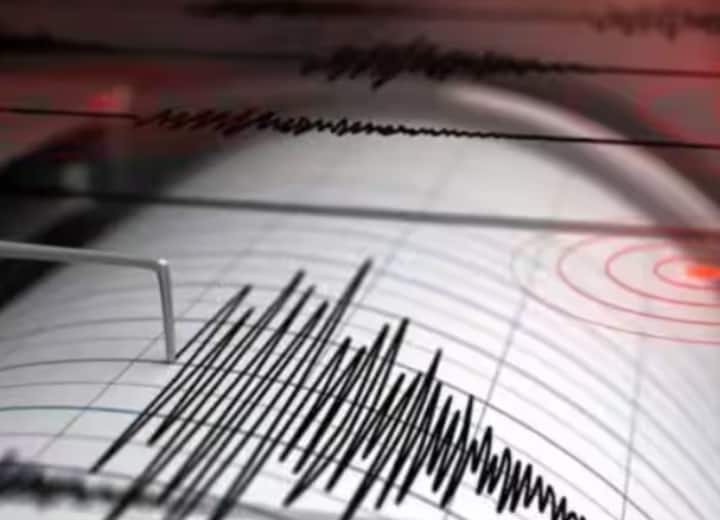 दिल्ली-NCR में भूकंप के झटके, उत्तर भारत के कई इलाकों में हिली धरती, 5.8 मापी गई तीव्रता