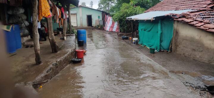 Nashik Rains : गेल्या दोन ते तीन दिवसांपासून मान्सूनचे जोरदार आगमन नाशिकसह जिल्ह्यातील काही भागांत झाले आहे. दिवसभर रिपरिपसह रात्री जोरदार पाऊस बरसत आहे.