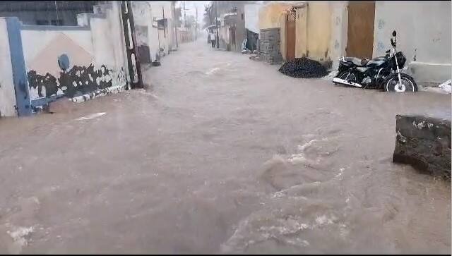 Six inches of rain in two hours in Anjar, Kutch Gujarat Rain: કચ્છ જિલ્લામાં મેઘ તાંડવ,અંજારમાં 8 ઈંચ વરસાદથી રસ્તાઓ બન્યા નદી, શેરીઓમાં બાઈકો તણાઈ