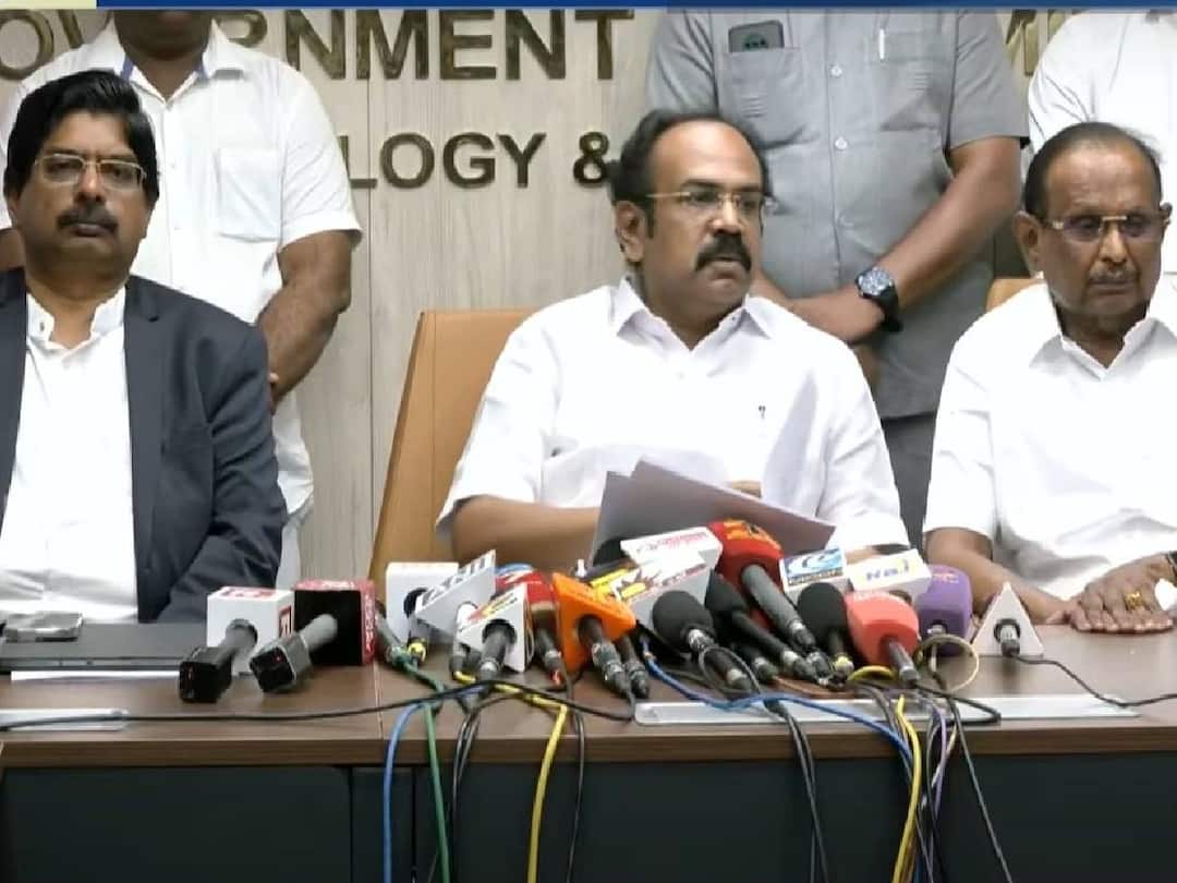 Minister's Pressmeet: ’நாளை நீதிபதிகளை கூட ஆளுநர் பணி நீக்கம் செய்வாரா?’ - செந்தில்பாலாஜி விவகாரத்தில் அமைச்சர்கள் பதிலடி The Governor has no authority to dismiss Minister Senthil Balaji and the Chief Minister is going to send a letter to the Governor in this regard. Minister's Pressmeet: ’நாளை நீதிபதிகளை கூட ஆளுநர் பணி நீக்கம் செய்வாரா?’ - செந்தில்பாலாஜி விவகாரத்தில் அமைச்சர்கள் பதிலடி