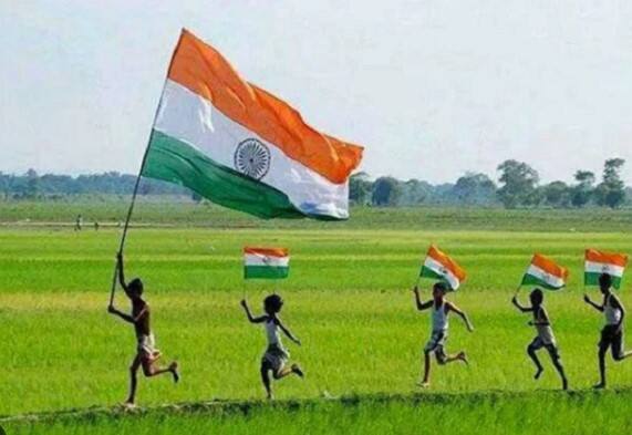 இந்தியா -  58%க்கும் அதிகமான கிராமப்புற குடும்பங்கள் பெரும்பாலும் விவசாயத்தை நம்பியே உள்ளன. பழங்கள், அரிசி மற்றும் கோதுமை அதிகளவில் உற்பத்தி செய்யப்படுகின்றன.