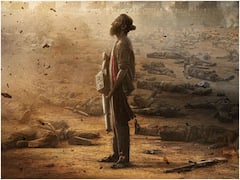 'కెప్టెన్ మిల్లర్' ఫస్ట్ లుక్ - యుద్ధ భూమిలో అలుపెరగని వీరుడిలా ధనుష్