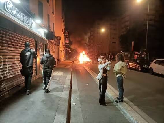 आंदोलकांनी दावा केला की पोलिसांच्या गोळीबारात त्या तरुणाचा मृत्यू झाला. (Image Source: Getty)