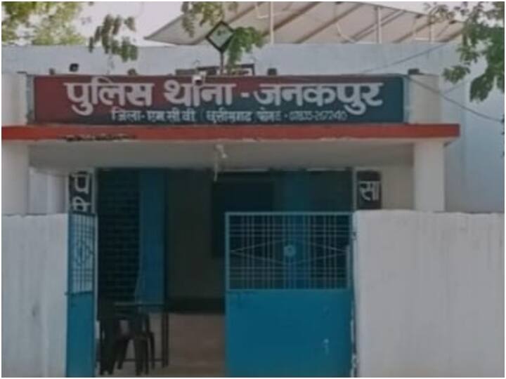Manendragarh Chirmiri Bharatpur three jawan injured as lightning struck police station ann Chhattisgarh: तेज बारिश के बीच थाने पर हुआ वज्रपात, तीन जवान घायल, वायरलेस भी हुआ खराब