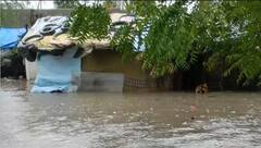 PHOTO: ખાખીને સલામ! ભારે વરસાદમાં ફસાયેલા 30 જેટલા લોકોને રેસ્ક્યુ કરી સલામત સ્થળે ખસેડતી કચ્છ પોલીસ