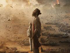Captain Miller First Look: வெளியானது கேப்டன் மில்லரின் மாஸ் ஆன ஃபர்ஸ்ட் லுக்.. போர்க்களத்தில் வெறியான தனுஷ்