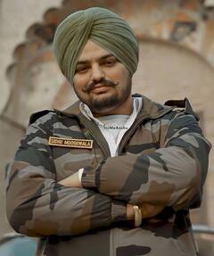 ਘੜੀਆਂ ਬਣਾਉਣ ਵਾਲੀ ਮਸ਼ਹੂਰ ਕੰਪਨੀ ਨੇ ਖਾਸ ਅੰਦਾਜ਼ 'ਚ ਦਿੱਤੀ ਮੂਸੇਵਾਲਾ ਨੂੰ ਸ਼ਰਧਾਂਜਲੀ, ਘੜੀਆਂ 'ਤੇ ਨਜ਼ਰ ਆਏਗੀ ਸਿੱਧੂ ਦੀ ਫੋਟੋ