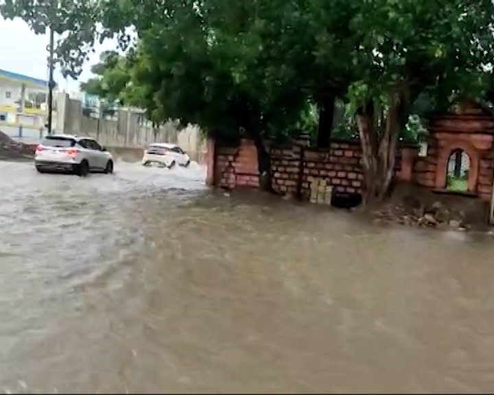 Gujarat Rain: રાજ્યના આ શહેરમાં બારે મેઘ ખાંગા !, છેલ્લા 24 કલાકમાં પોણા 11 ઇંચ વરસાદ ખાબક્યો