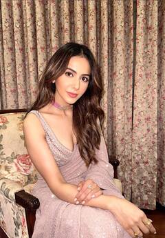 Rakul Preet singh : रकुल प्रीतचा कातिल लुक , शेअर केले खास फोटो