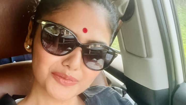 ইডি সূত্রে খবর, নিয়োগ দুর্নীতিতে ধৃত কুন্তলের সঙ্গে আর্থিক লেনদেন নিয়ে সায়নীকে প্রশ্ন।