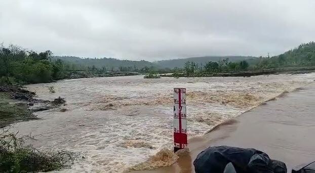 Gujarat Rains: વલસાડના ધરમપુરમાં ફાટ્યું આભ, જાણો કેટલો ખાબક્યો વરસાદ