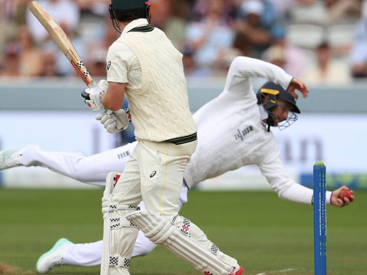 England vs Australia Most catches as a fielder in Test cricket Joe Root Lords London Ashes 2023 ENG vs AUS: ऑस्ट्रेलिया के खिलाफ टेस्ट में जो रूट ने हासिल की बड़ी उपलब्धि, राहुल द्रविड़ से जुड़ी लिस्ट में बनाई  जगह