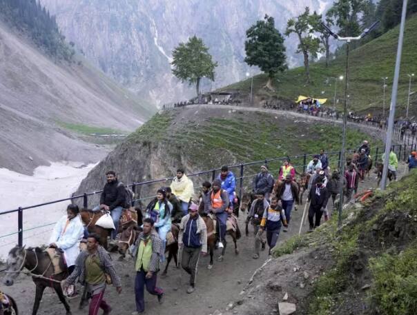 amarnath-yatra-2023-radio-frequency-identification-rfid-tag-made-must-for-amarnath-pilgrims-to-ensure-safety Amarnath Yatra 2023: ਅਮਰਨਾਥ ਯਾਤਰਾ 'ਤੇ ਜ਼ਰੂਰੀ ਅਪਡੇਟ, ਸ਼ਰਧਾਲੂਆਂ ਦੀ ਸੁਰੱਖਿਆ ਦੇ ਮੱਦੇਨਜ਼ਰ ਚੁੱਕਿਆ ਗਿਆ ਇਹ ਕਦਮ