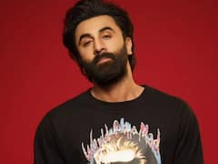 यंग दिखने के लिए बॉलीवुड के ये एक्टर्स भी ले चुके हैं सर्जरी का सहारा, लिस्ट में शामिल है कई बड़े सुपर स्टार्स के नाम