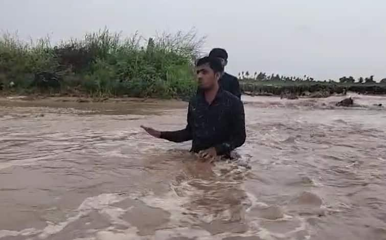 heavy rain falls in kutch, Due to rain high way close Kutch Rain: કચ્છમાં અનારાધાર વરસાદ, ગાંધીધામ અને આદિપુર જળમગ્ન, જાણો શું છે સ્થિતિ