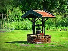 पुराने जमाने में किसी कुएं का पानी 