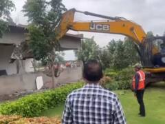 भू माफिया इस्लाम पटेल पर बड़ी कार्रवाई, 24 हजार वर्गफीट अतिक्रमण पर चला 'मामा' का बुलडोजर