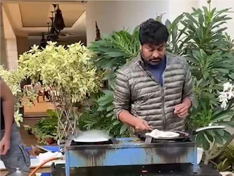 Chiranjeevi's Special Egg Dosa For 'Baby' Ram Charan: Check Out Super Easy Recipe Here Chiranjeevi's Special Egg Dosa For 'Baby' Ram Charan: Check Out Super Easy Recipe Here