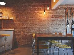 क्या आपको पता है रेस्टोरेंट में पानी से जुड़ा नियम? जान लीजिए बच जायेगा काफी पैसा