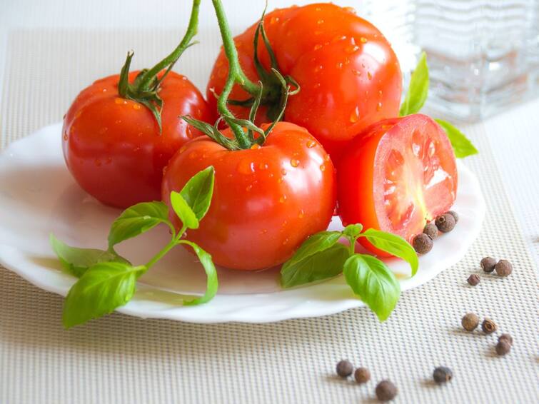 tomato-price-hike-try-these-five-alternatives in cooking Cooking Hacks: চড়চড় করে বাড়ছে টমেটোর দাম, রান্নায় পরিবর্ত হিসেবে কী কী ব্যবহার করতে পারেন?