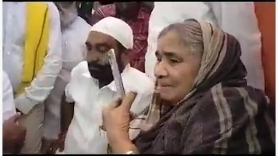 Chandrababu With Anwar basha Family : మాచర్ల టీడీపీ నేత అన్వర్ కుటుంబసభ్యులతో చంద్రబాబు| ABP Desam