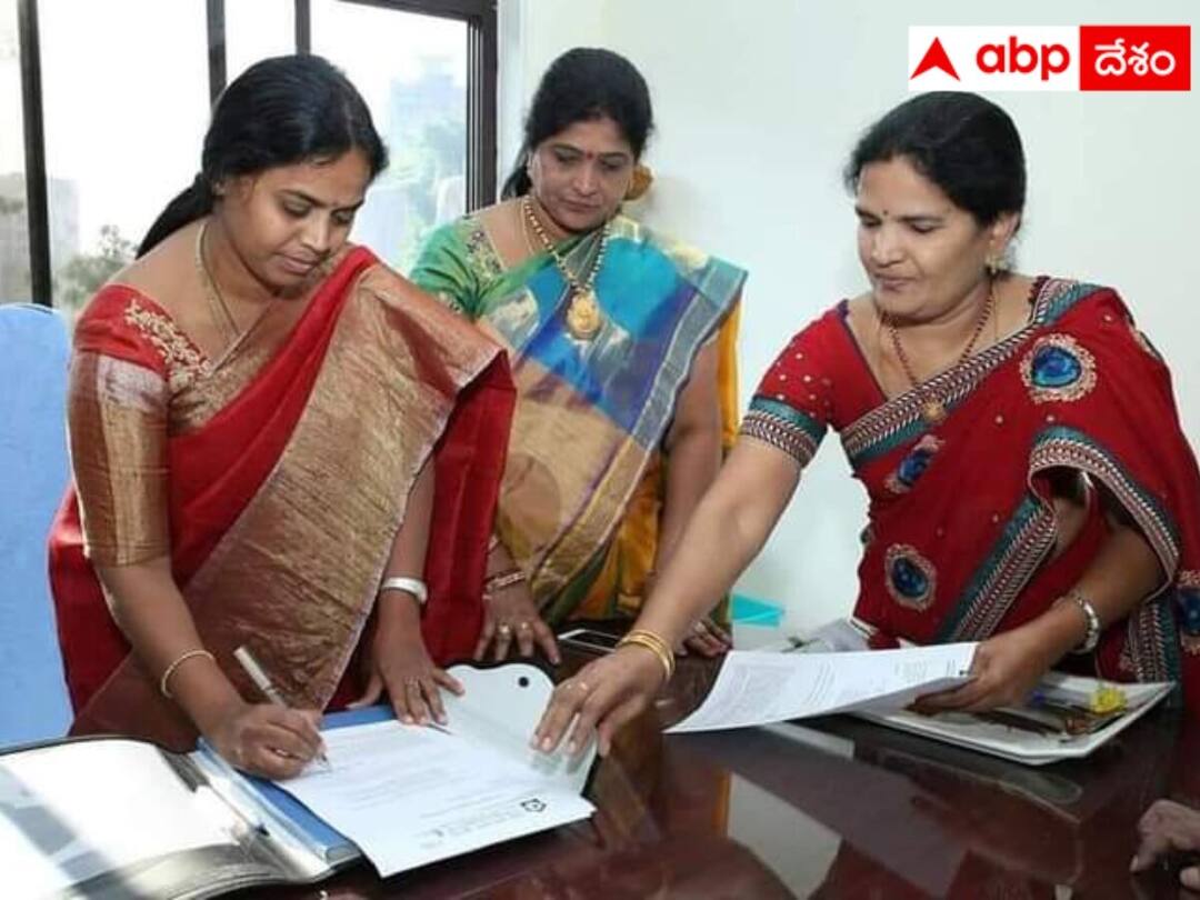 TDP MLC Anuradha choose Mangalagiri centre for Protocol DNN TDP MLC Anuradha: మంగళగిరిని ప్రోటోకాల్ కేంద్రంగా ఎంచుకున్న ఎమ్మెల్సీ అనురాధ, హాట్ టాపిక్ గా టీడీపీ ప్లాన్ బీ!