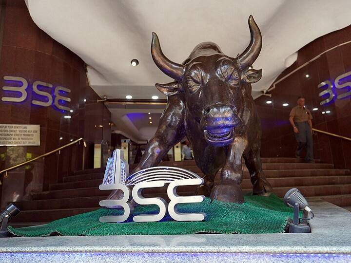 BSE Market Cap: The stock market again created history, the market cap of stocks listed on BSE crossed Rs 300 lakh crore for the first time શેરબજારે ફરી રચ્યો ઈતિહાસ, BSE પર લિસ્ટેડ શેરોનું માર્કેટ કેપ પ્રથમ વખત 300 લાખ કરોડને પાર