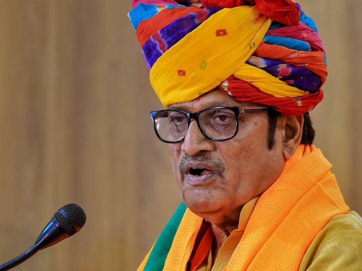 Leader of Opposition in Rajasthan Legislative Assembly Rajendra Rathore I am not in Race of CM Post Rajasthan Politics: नेता प्रतिपक्ष ने कहा- विधानसभा में सरकार को हर तरफ से घेरेंगे, सीएम पद पर दावेदारी को बताया...
