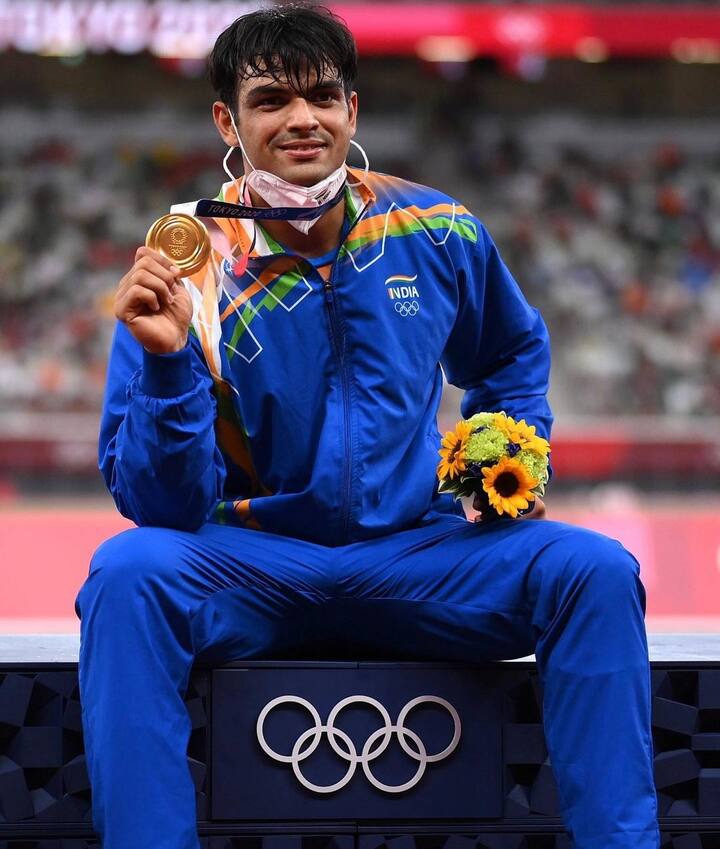 साल 2016 तक नीरज चोपड़ा शाकाहारी थे, लेकिन अमेरिका में ट्रेनिंग करने के दौरान उन्हें अपना वजन ठीक रखने के लिए डाइट प्लान में नॉनवेज को भी शामिल करना पड़ा. नीरज ने पहले कहा था कि वह हर दिन नाश्ते में ब्रेड और ऑमलेट खा सकते हैं.