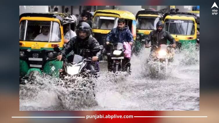 imd-weather-update-yellow-alert-for-up-heavy-rainfall-in-delhi-gujrat-and-others-states Weather Today Update: ਸੜਕ 'ਤੇ ਸਮੁੰਦਰ ਦਾ ਦ੍ਰਿਸ਼! ਯੂਪੀ-ਦਿੱਲੀ ਤੋਂ ਲੈ ਕੇ ਗੁਜਰਾਤ ਤੱਕ ਭਾਰੀ ਮੀਂਹ, ਜਾਣੋ ਕਿਹੋ ਜਿਹਾ ਰਹੇਗਾ ਅੱਜ ਦਾ ਮੌਸਮ