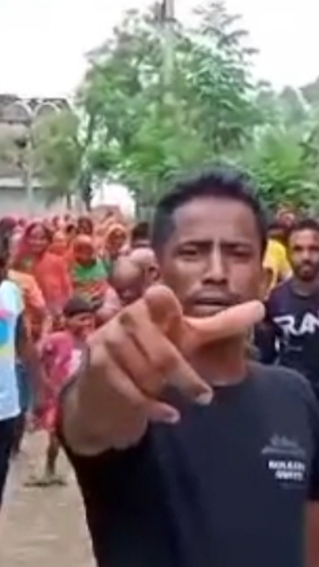 ভোট মিটলেই ২ বছরে পাকা রাস্তার দাবি।