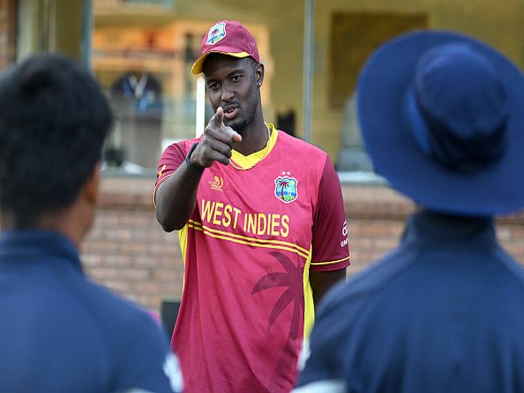 West Indies allrounder Jason Holder tells fellow players to shun provincial mindset and come together as one region 'क्रिकेट व्यक्तिगत चीज नहीं, हमें...', वेस्टइंडीज के वर्ल्ड कप से बाहर होने पर जेसन होल्डर का छलका दर्द, साथी खिलाड़ियों से की ये अपील