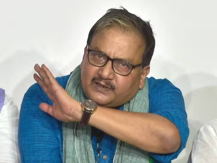 RJD leader Manoj Jha JDU leader Rajiv Ranjan and BJP leader Nikhil Anand statement on break in NCP in Maharashtra ann NCP Political Crisis: 'PM खुद स्क्रिप्ट लिखे थे', महाराष्ट्र घमासान पर RJD ने लगाया आरोप, बिहार में सियासी हलचल हुई तेज