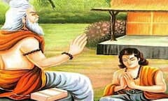 Guru Purnima 2023: ગુરુ સામે ન કરો આ 5 કામ, બરબાદ થઈ જાય છે કરિયર