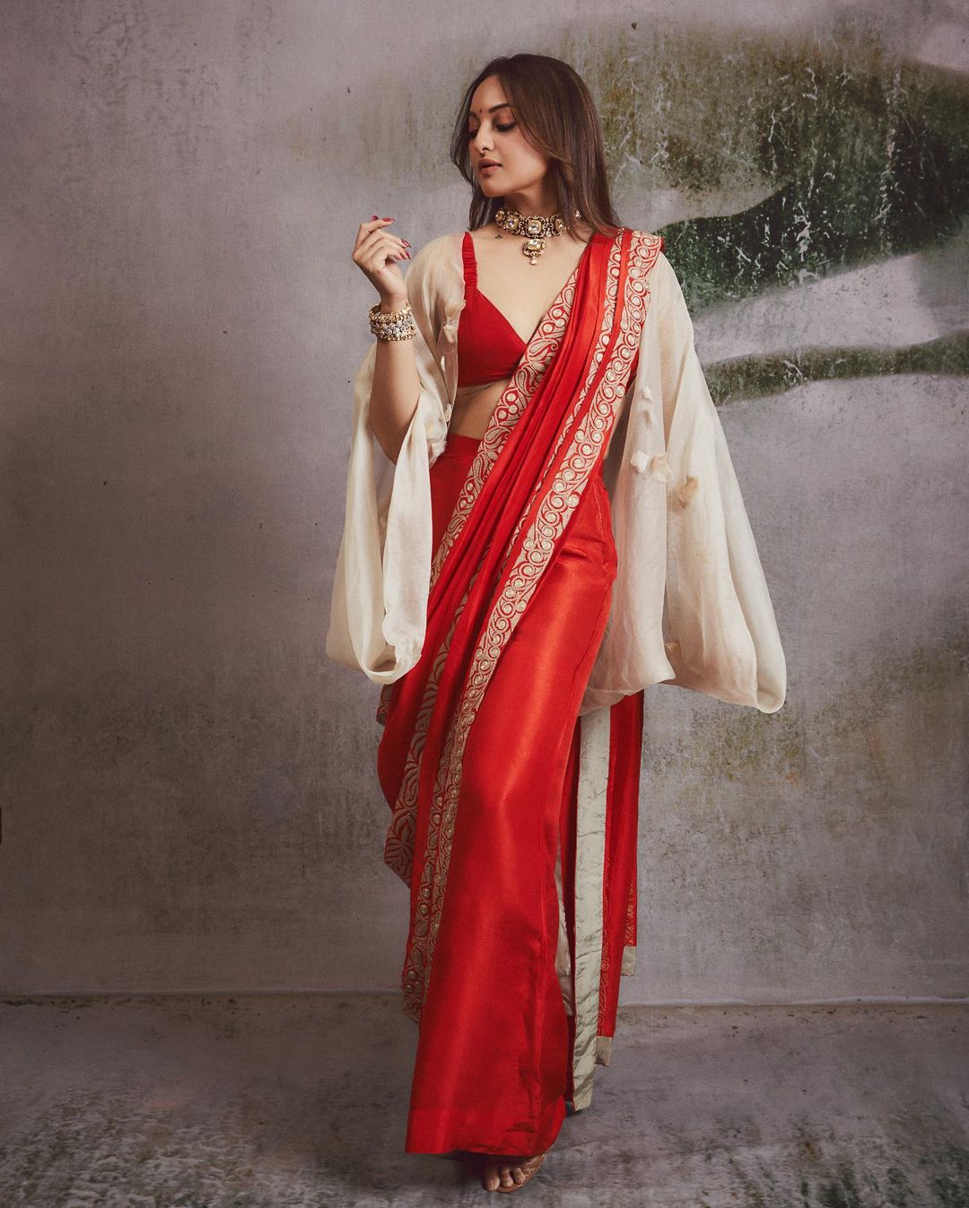 Reema Red Soft Banarasi Silk Saree With Attached Blouse – Zariknyaa