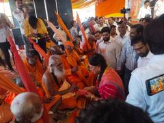 चित्तौड़गढ़ में संतों का चातुर्मास, एक लाख से ज्यादा भक्त और पूर्व सीएम वसुंधरा भी पहुंचीं