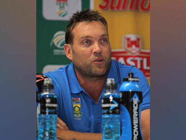 'it will come down to one or two session': Kallis on IND vs SA Test series IND vs SA: স্নায়ুর লড়াই শুরু? মাঠে নামার আগেই রোহিতদের সতর্কবার্তা কালিসের