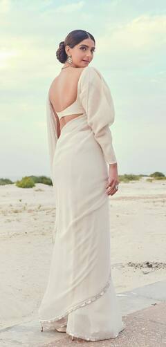 Blind Sonam Kapoor क्या पकड़ पाएंगी एक सीरियल किलर को, कब और कहां रिलीज होगी Blind ? | ENT LIVE